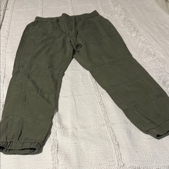 Banana Republic Olive Green Women's 100% Lyocell Joggers - Picture 2 of 7